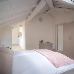 comonfive-apartments.it-lombardy.com/
