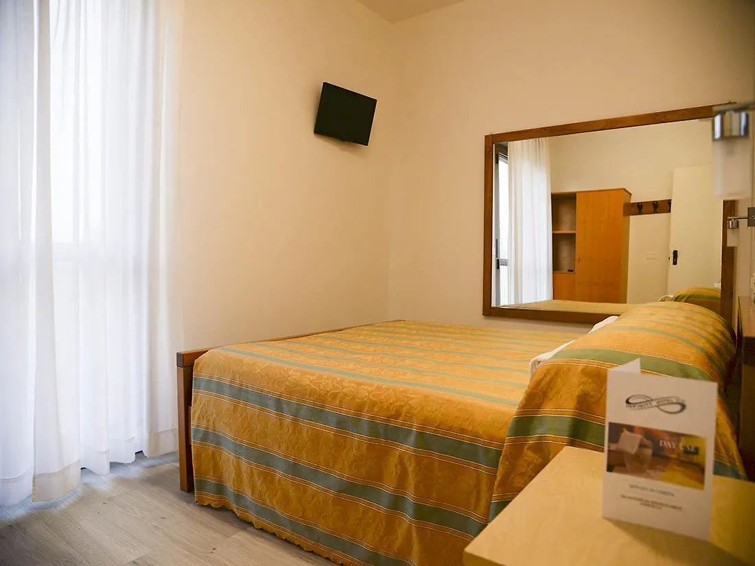 Infinity Hotel Cervia 2*,